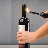 4 spôsoby ako otvoriť fľašu vína bez otvárača